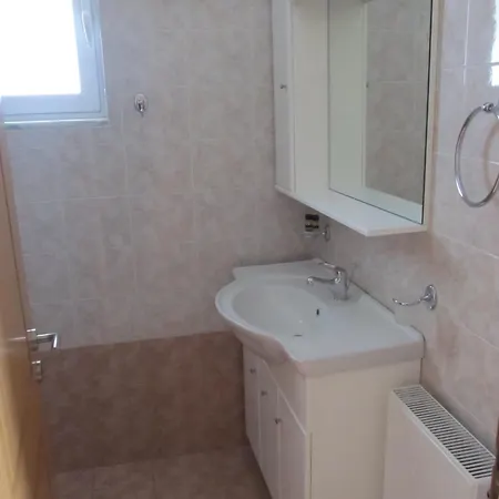 Vasilis Πανσιόν Κιβέρι