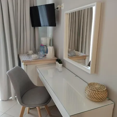 瓦西利斯公寓酒店 3*